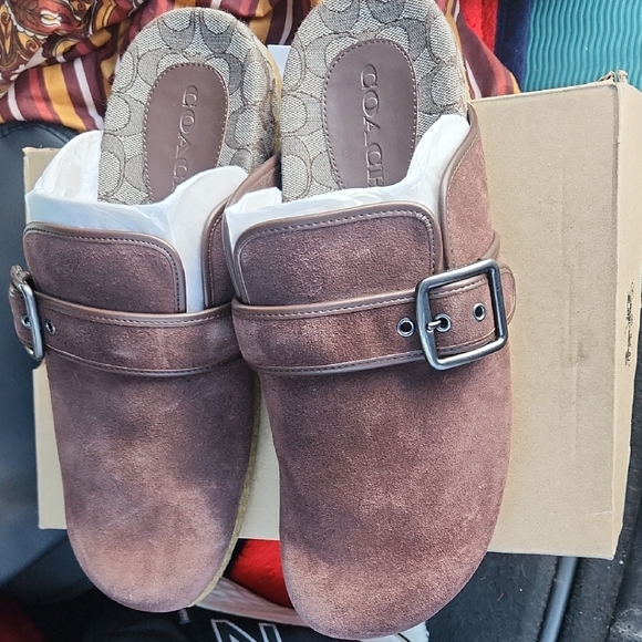SIZE 13-Coach Chocolate Brown Suede - Picture 2 of 7